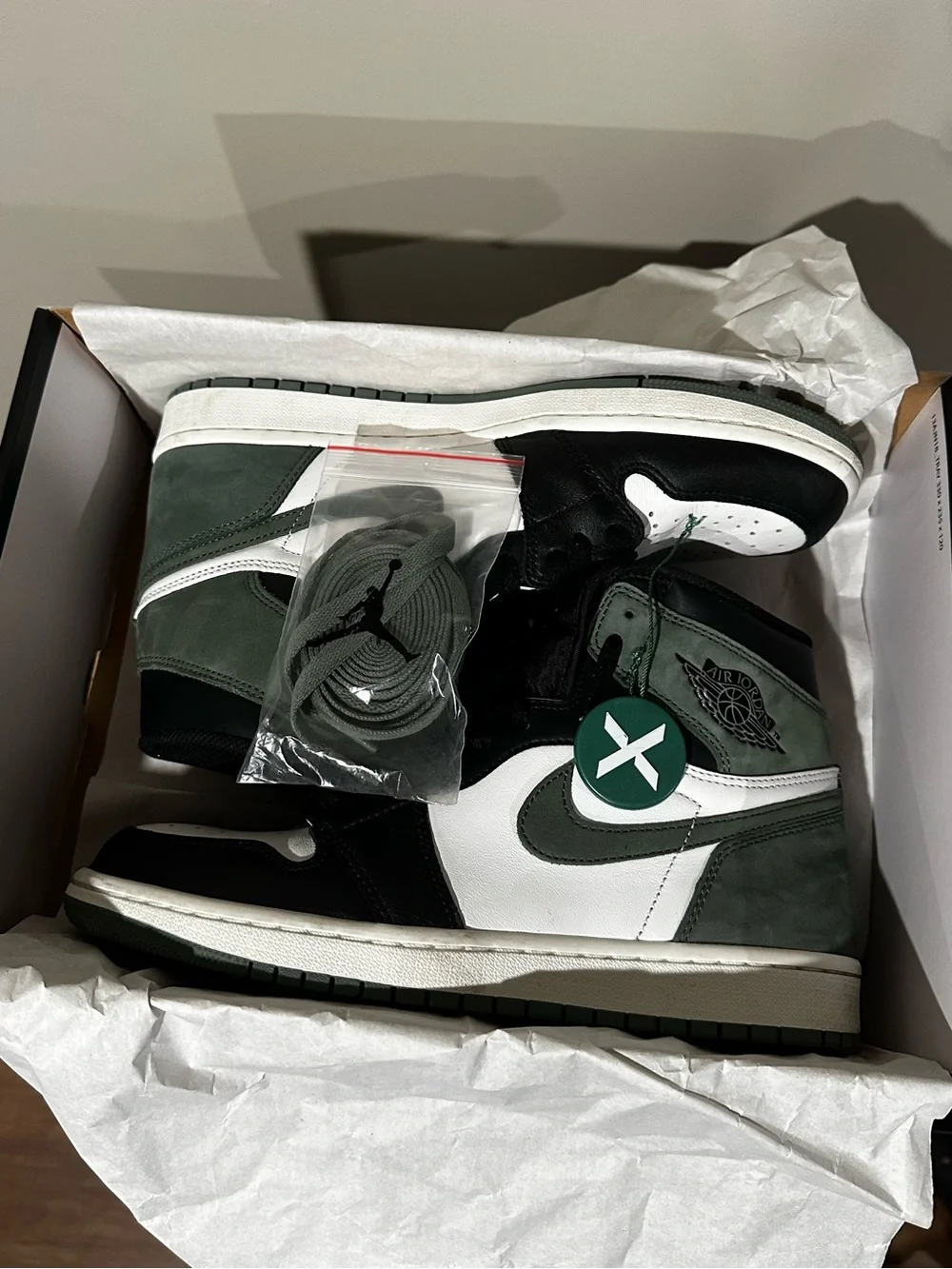 Jordan 1 Retro High Clay Green